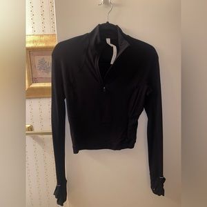 Lululemon It's Rulu Run Cropped Half Zip